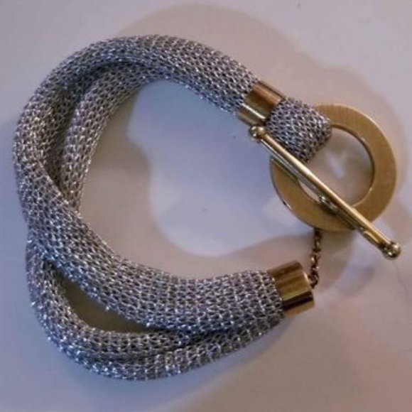 Beautiful Liquid Sterling Silver Bracelet with Gold Plated Detail - Picture 6 of 8